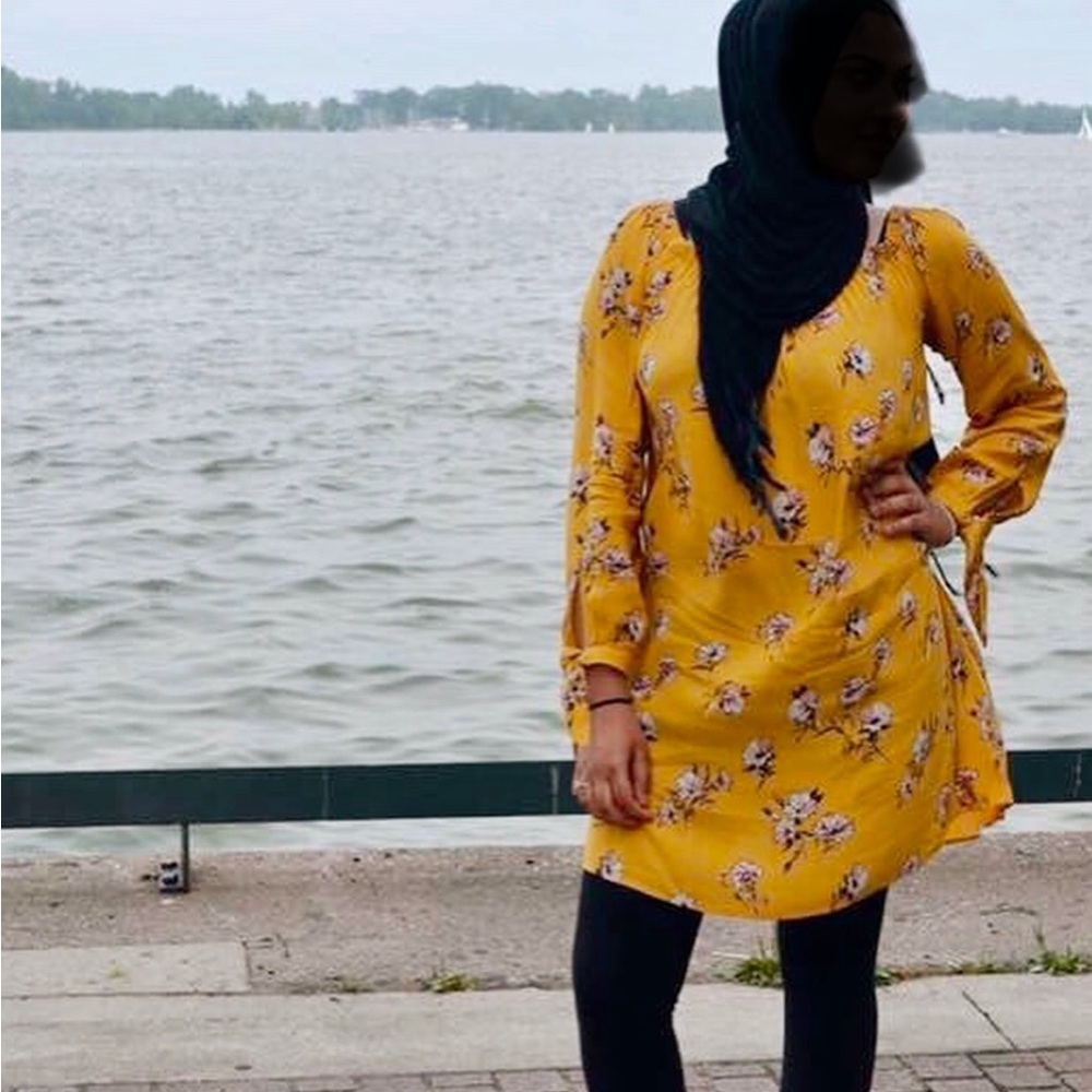 Yellow dress